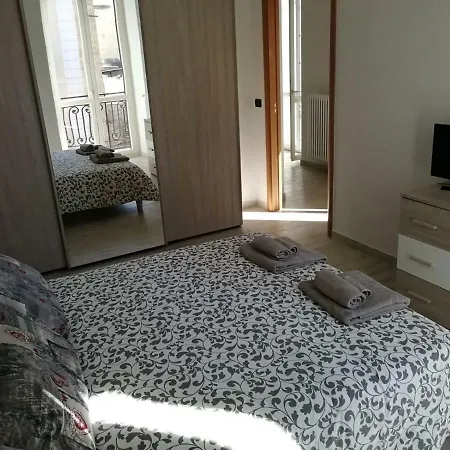 Tancredi Flat Apartament Barletta